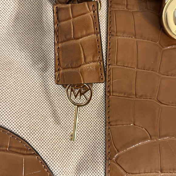 MICHAEL KORS HAMILTON WALNUT BROWN CROC LEATHER CENTER STRIPE SATCHEL - Picture 4 of 11